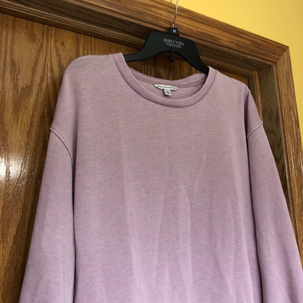 American Eagle purple top